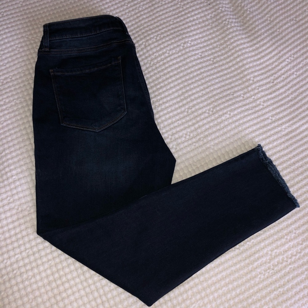 Blue Jegging with Ankle Detailing